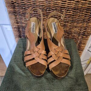 Steve Madden Peep Toe